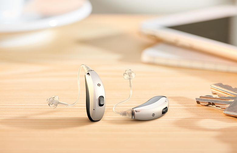 Sivantos Introduces Wireless Charging To Its Signia Motion Hearing Aids